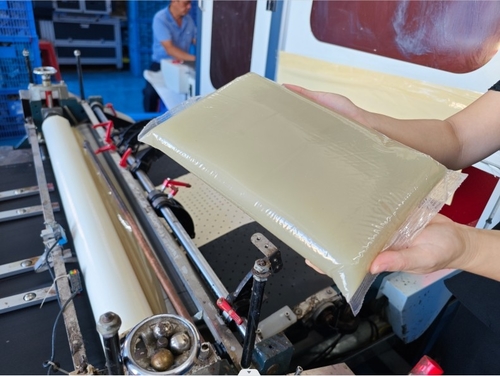 Latest company news about What Is Hot Melt Glue?